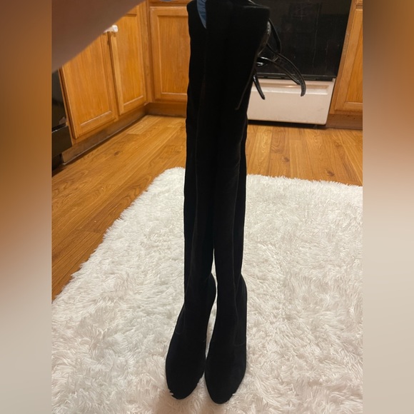 Stuart Weitzman for Russell And Bromley Highland over the knee boots - Picture 7 of 16